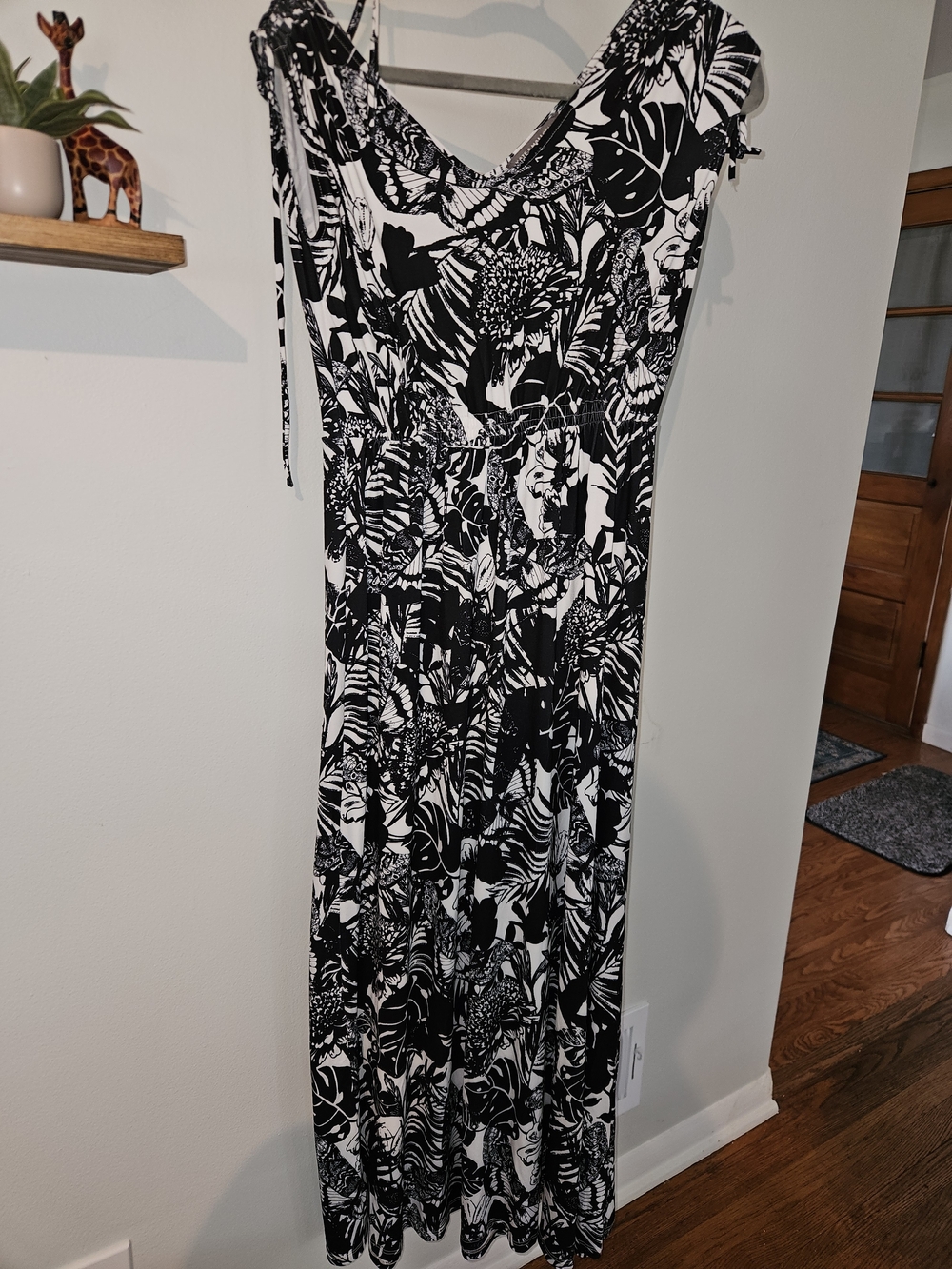 KATE & MALLORY Black and White Patterned Women’s Dress